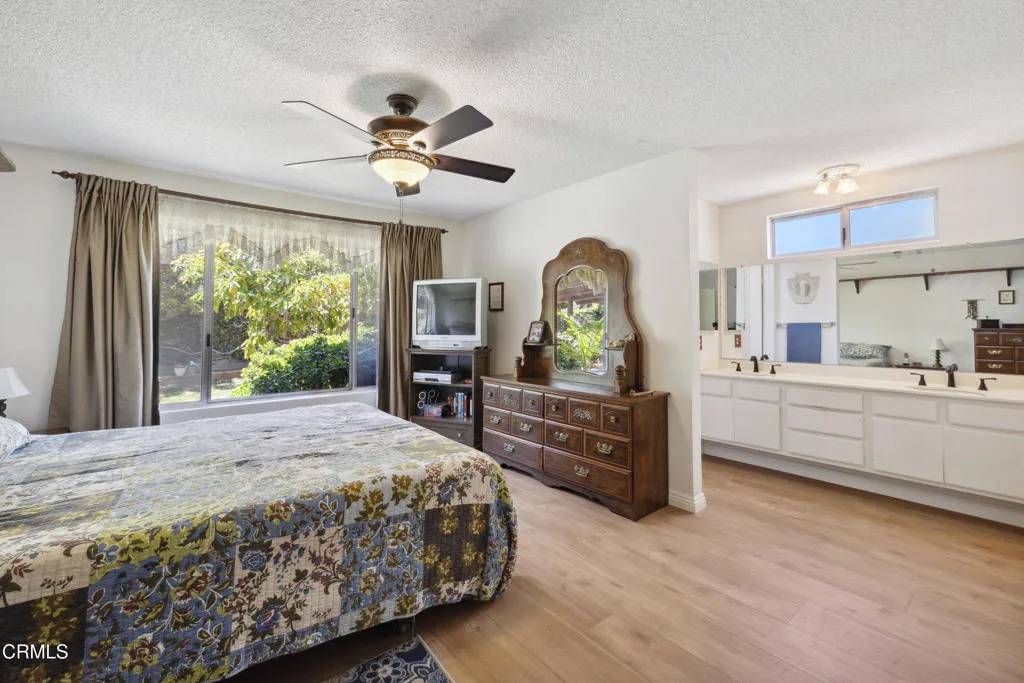 Camarillo, CA 93012,1093 Hickory View Circle