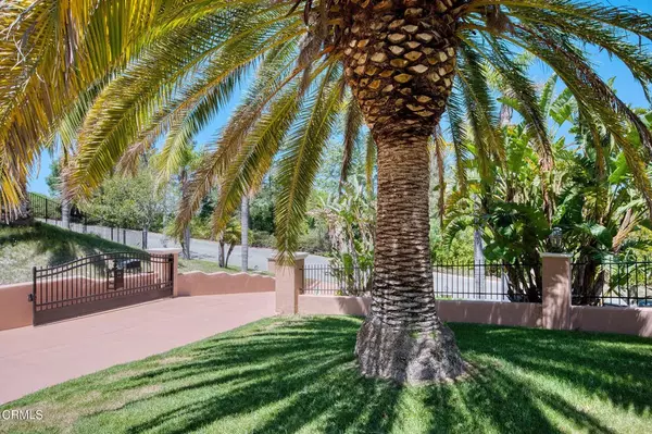 Camarillo, CA 93010,1690 Calle Tierra Vista