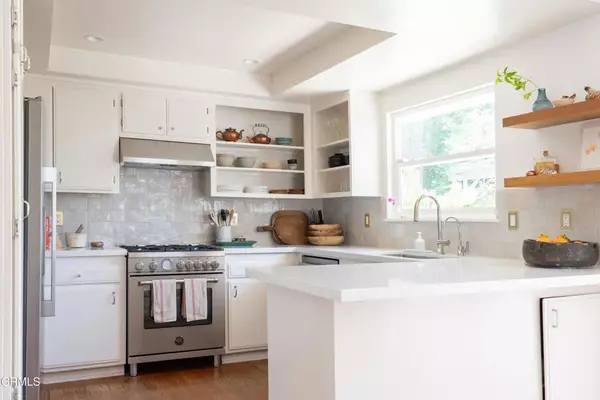 Ojai, CA 93023,202 N. Fulton Street