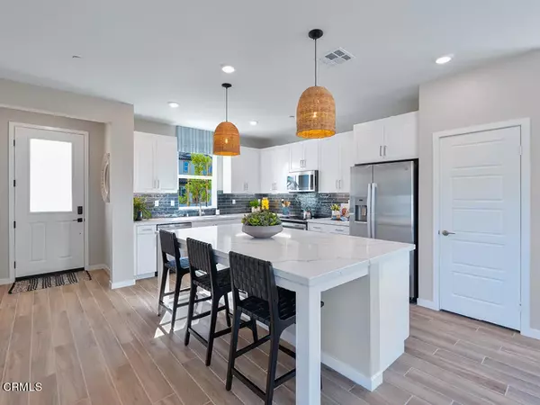Piru, CA 93040,205 Murcott Avenue