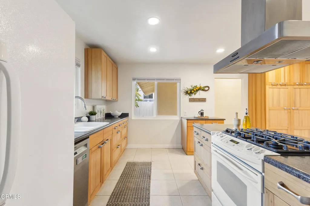Simi Valley, CA 93065,2791 Elizondo Avenue