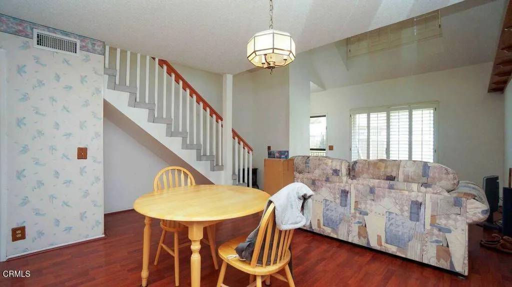 Ventura, CA 93004,1233 Osage Lane