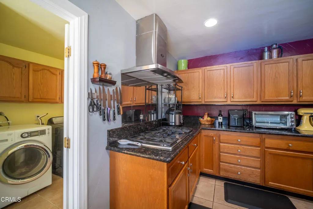 Camarillo, CA 93010,1742 Forar Circle