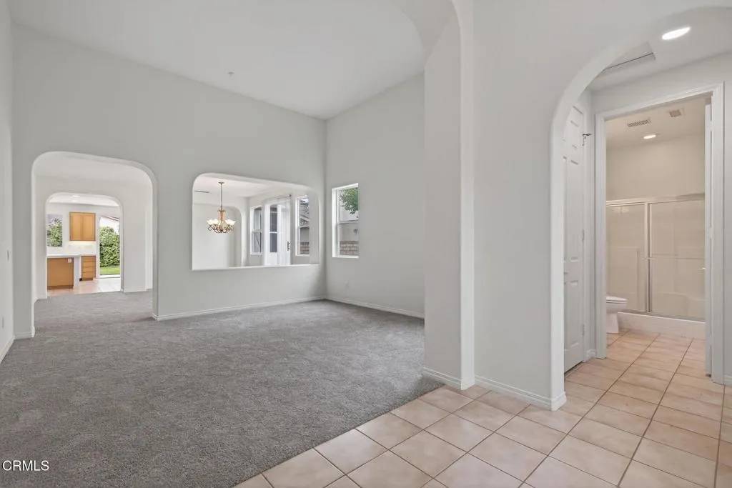 Oxnard, CA 93036,2038 Newcastle Drive
