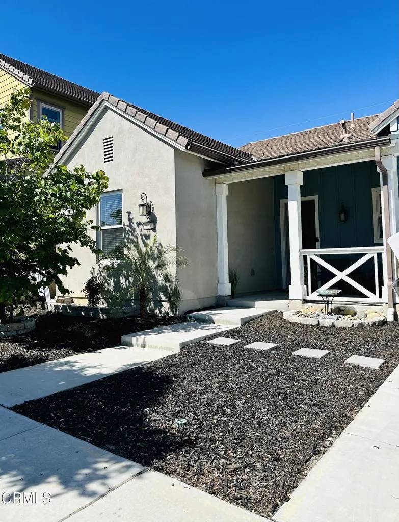 90 Los Altos Street, Ventura, CA 93004