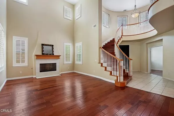 Moorpark, CA 93021,13687 Blue Ridge Way