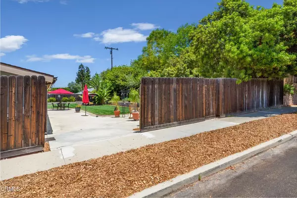 Thousand Oaks, CA 91360,1116 Rexford Place