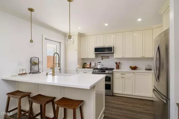 Santa Paula, CA 93060,208 S 4th Street