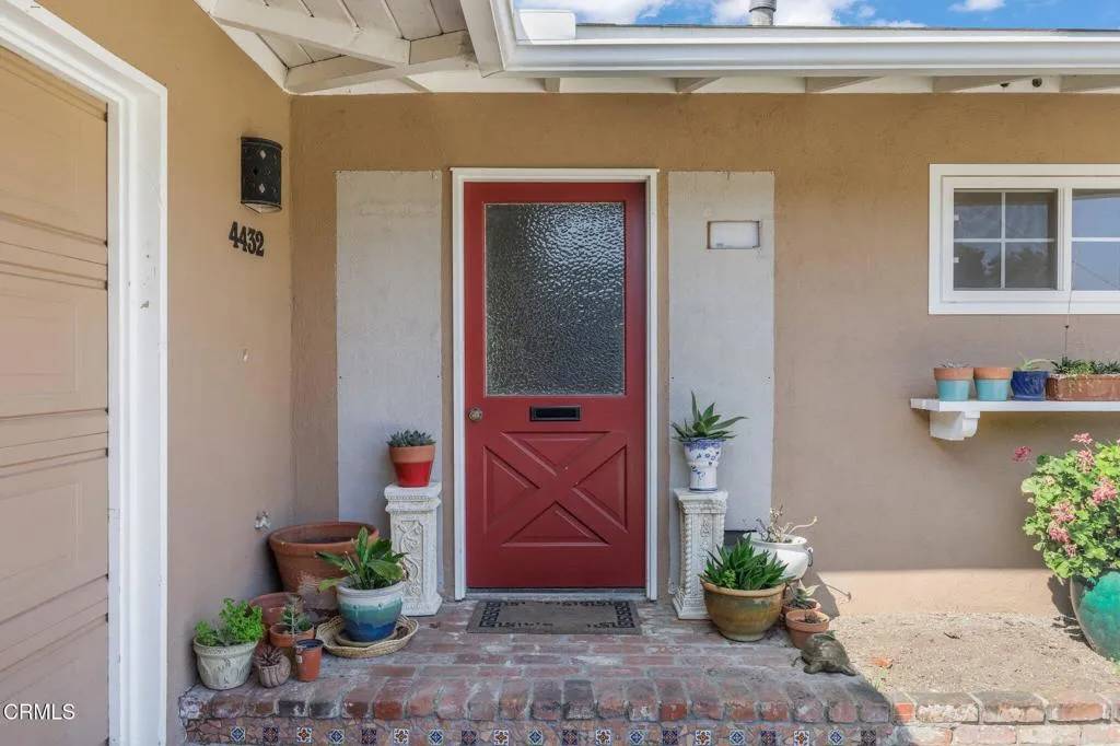 Ventura, CA 93003,4432 Westmont Street