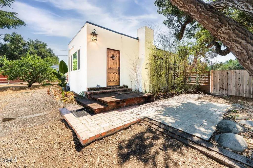 Oak View, CA 93022,276 Burnham Road