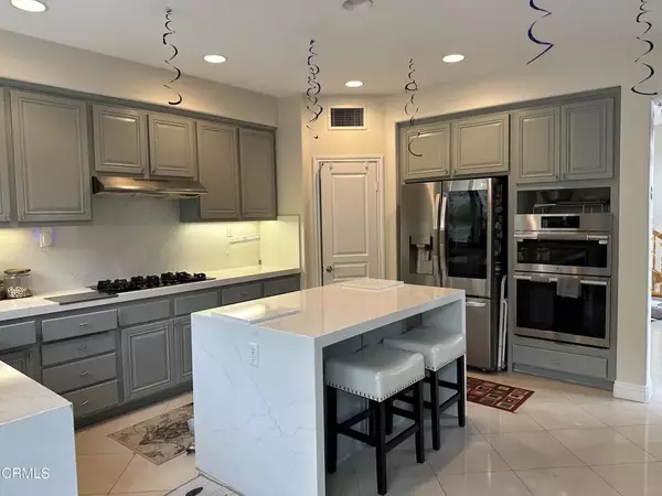 Yorba Linda, CA 92887,20530 Longbay Drive
