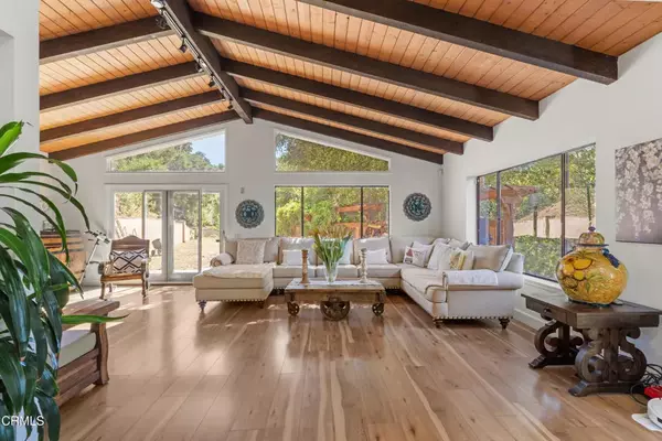 2100 Valley Meadow Drive, Oak View, CA 93022