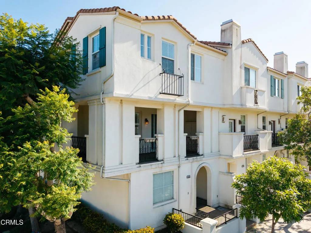 104 W Santa Clara Street, Ventura, CA 93001