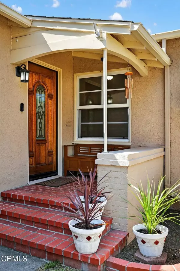 Ventura, CA 93003,2418 Lexington Drive