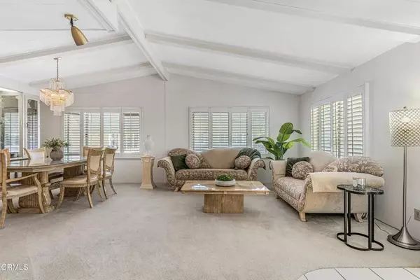 Camarillo, CA 93012,8 Calle Fronte #204