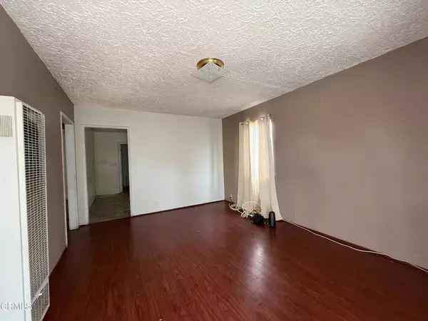 Oxnard, CA 93033,5318 Cypress Road