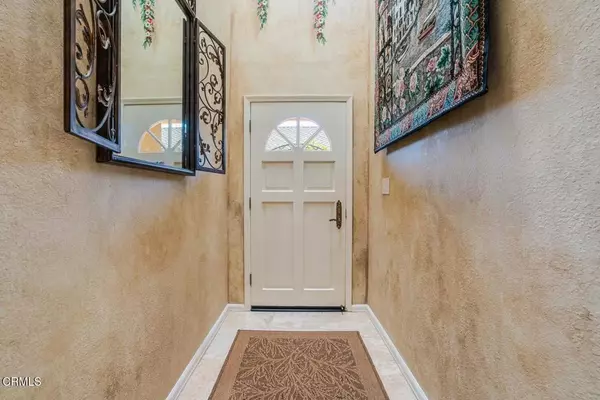 Oxnard, CA 93035,5114 Marlin Way