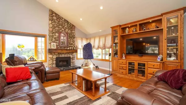 Thousand Oaks, CA 91360,1542 Uppingham Drive