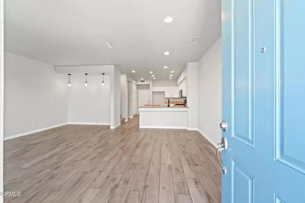 Oxnard, CA 93036,621 Garonne Street