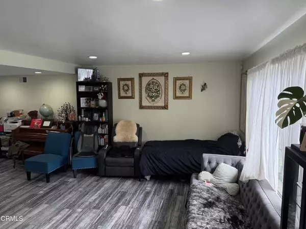 Oxnard, CA 93033,2027 E Bard Road