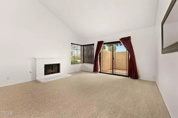 Oxnard, CA 93035,3601 Via Pacifica Walk