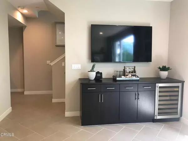 Goleta, CA 93117,5663 Surfrider Way #101