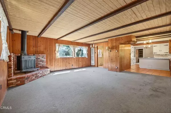 Santa Paula, CA 93060,1143 Oakdale Place