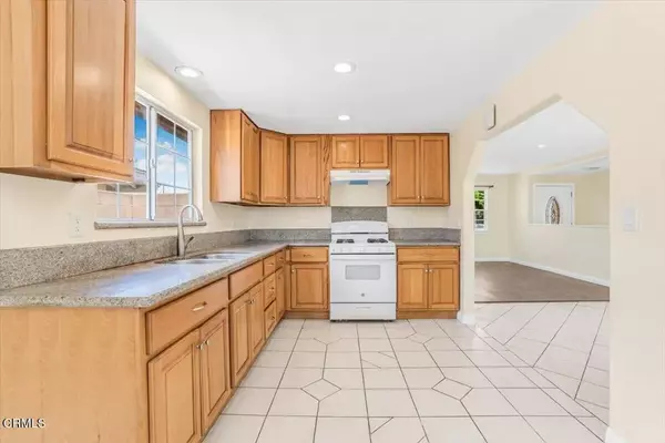 Oxnard, CA 93030,1340 Huntswood Way Way