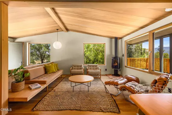 Ojai, CA 93023,313 E Villanova Road