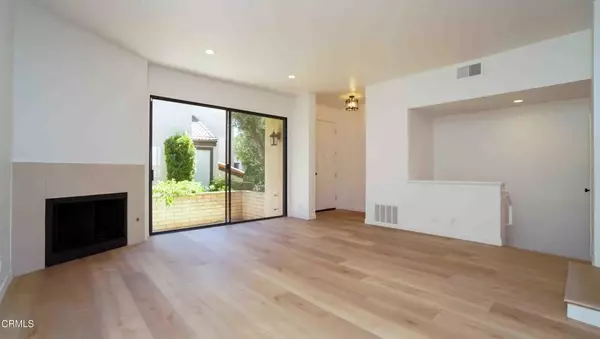 Woodland Hills, CA 91367,21801 Burbank Boulevard #74