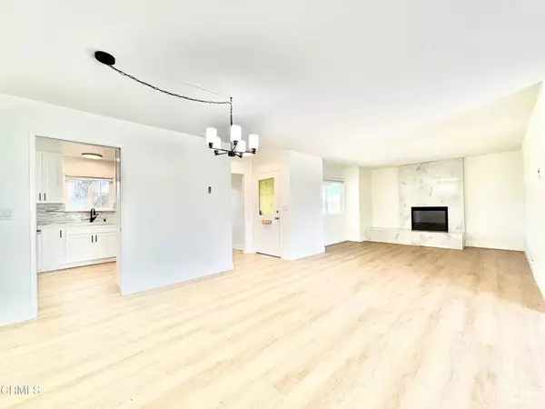 Port Hueneme, CA 93041,203 E Elfin Green
