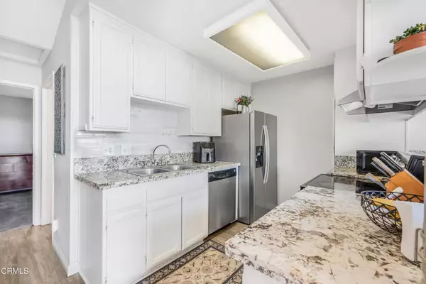 Camarillo, CA 93010,2533 Antonio Drive #302