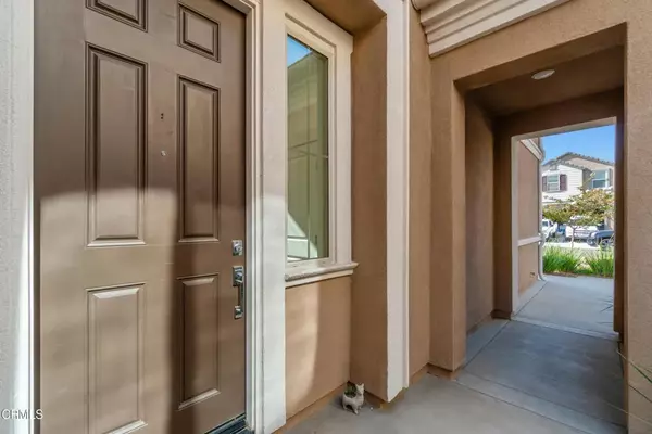 Santa Paula, CA 93060,1966 Meyer Court