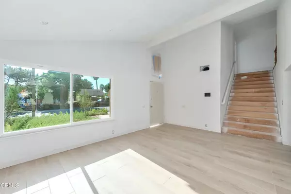 Thousand Oaks, CA 91362,2162 Shady Brook Drive