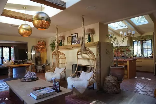 Ojai, CA 93023,10802 Oak Knoll Road