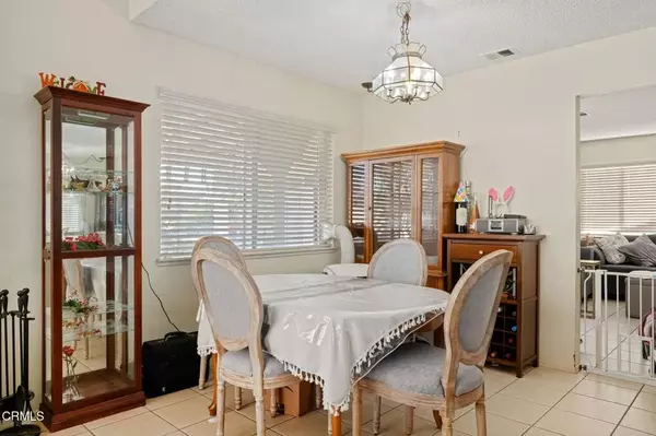 Oxnard, CA 93033,1220 Lindsay Place