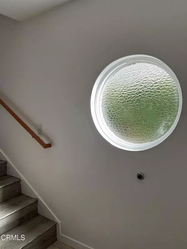 Ventura, CA 93001,2827 Pierpont Boulevard