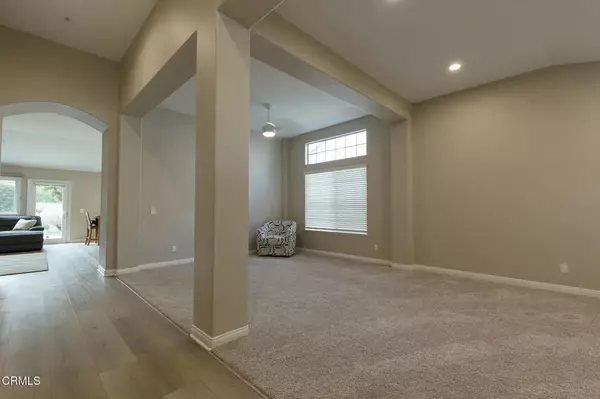 Oxnard, CA 93036,2361 Diamond Head Way