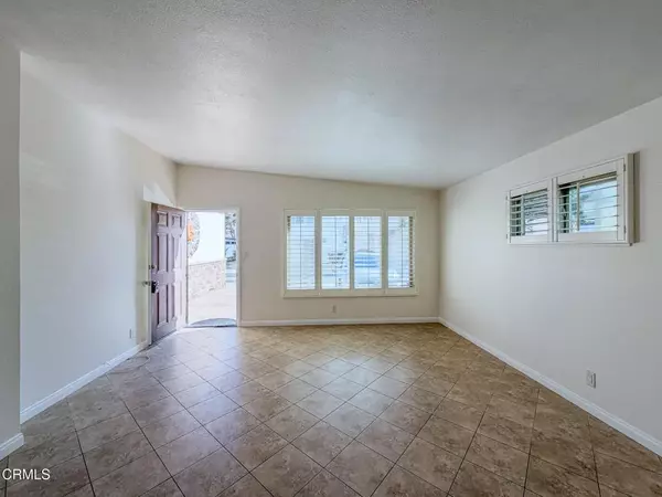 Ventura, CA 93001,1065 Belfast Lane