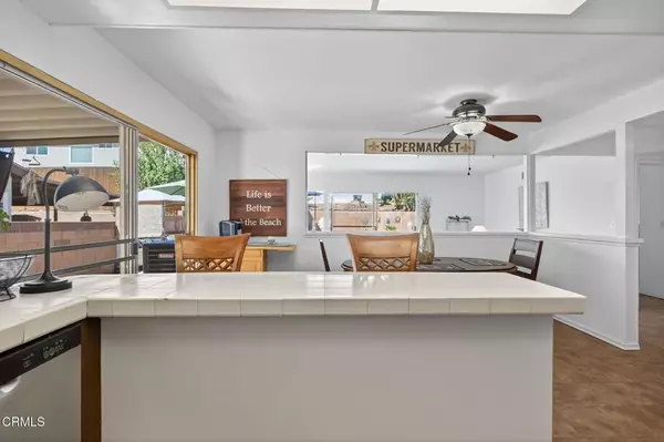 Simi Valley, CA 93065,2559 Cochran Street