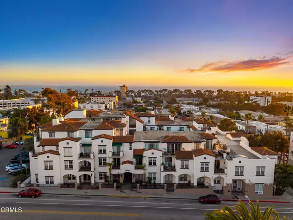 Ventura, CA 93001,436 Poli Street #404