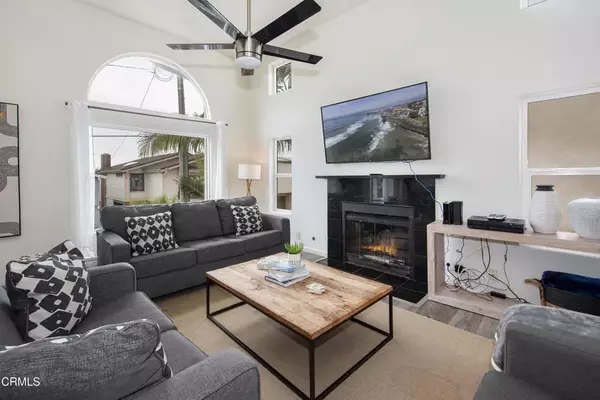 Ventura, CA 93001,6733 Breakers Way