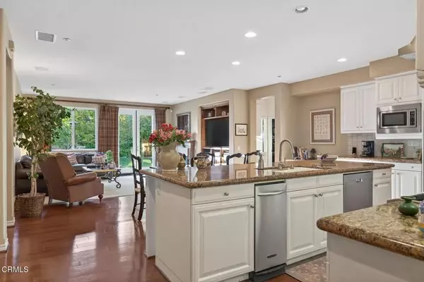 Oxnard, CA 93030,1337 Lustre Drive