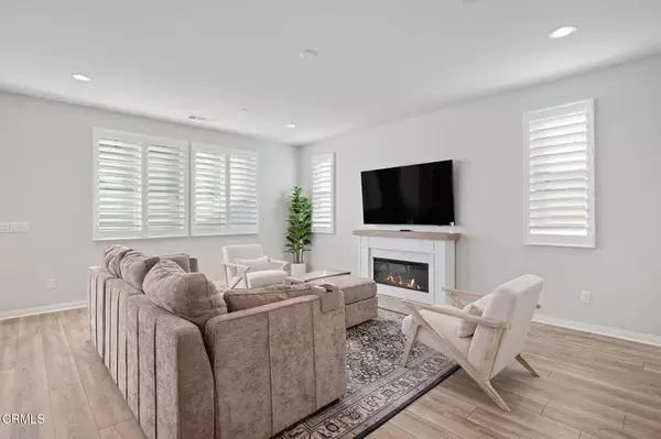 Fillmore, CA 93015,330 Buttercup Street