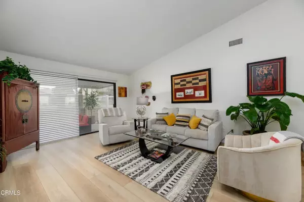 Camarillo, CA 93012,38003 Village 38