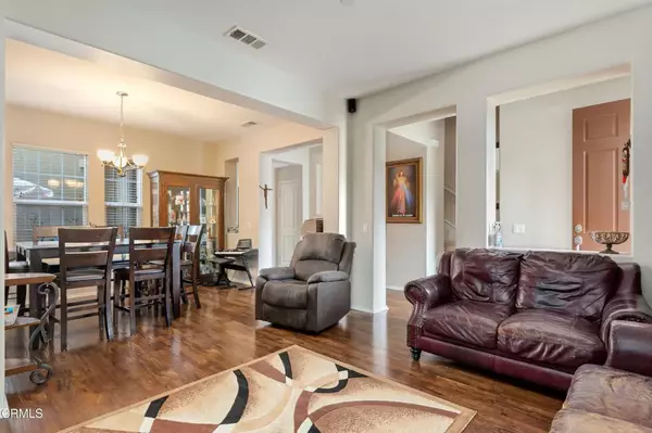 Oxnard, CA 93036,316 Elk River Place