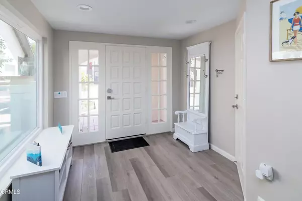 Oxnard, CA 93035,117 Santa Cruz Avenue