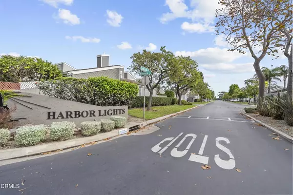 2547 Broderick Way, Port Hueneme, CA 93041