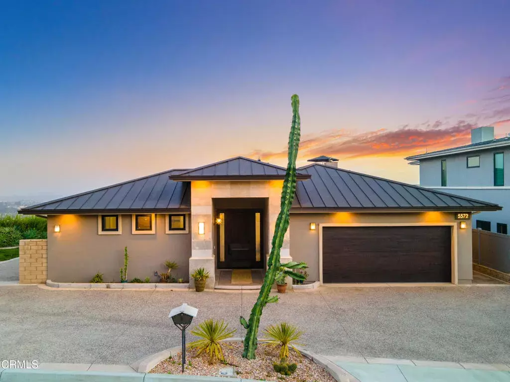 Ventura, CA 93003,5572 Rainier Street