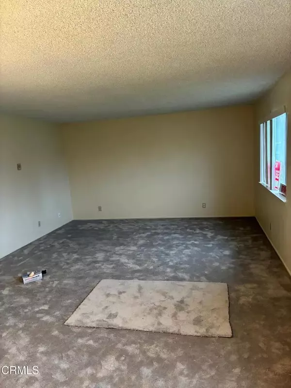 Port Hueneme, CA 93041,702 W Hemlock Street